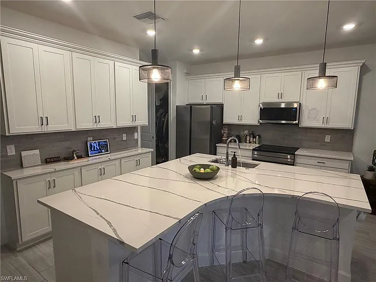 4341 Sonoma Oaks Cir — Photo 2