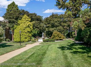 293 Spring St APT 15B, Red Bank, NJ 07701