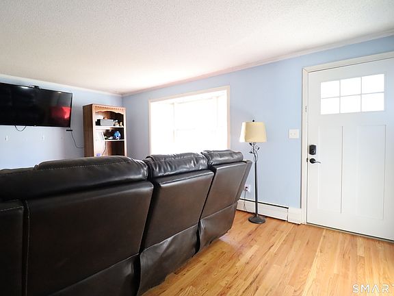 3rd image of 132 Milton Road