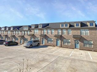 1000-103 Henry Place Blvd, Clarksville, TN 37042