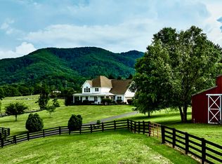 330 Sea Biscuit Ct, Johnson City, TN 37604