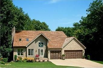1st image of 4640 Parkcliff Dr