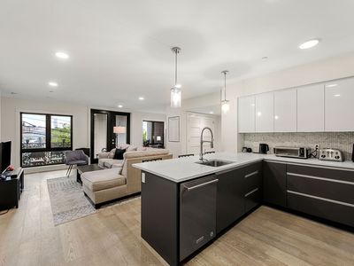 85 Willow Ct UNIT 201, Boston, MA, 02125