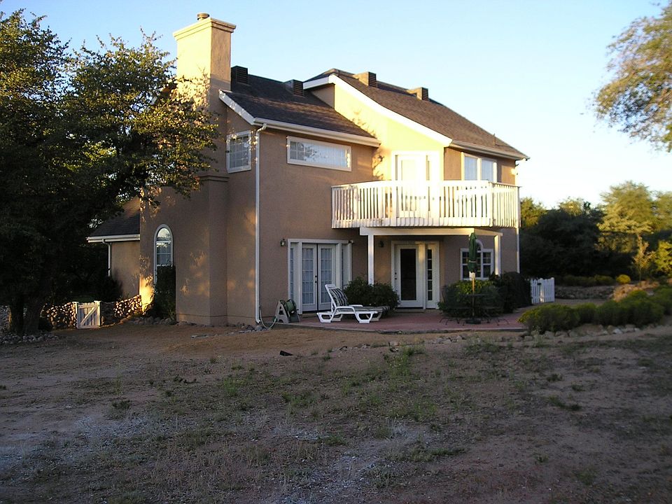 SW side of house