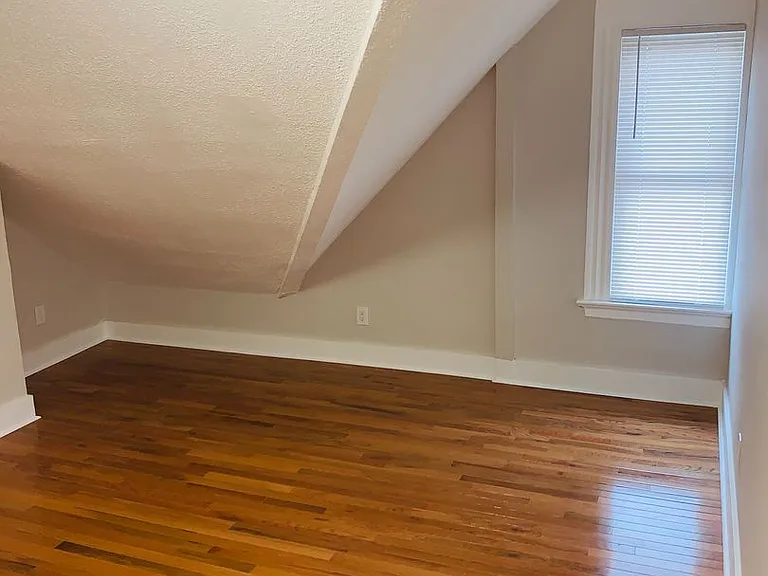159 Grafton — Photo 25