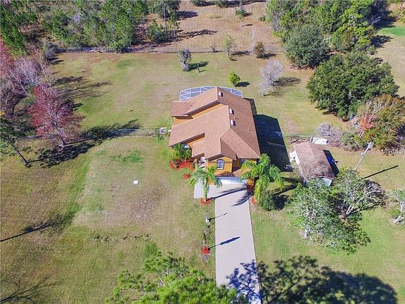 3rd image of 3302 Babbitt Ave