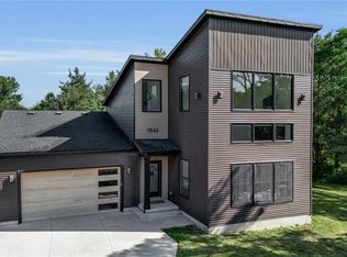 1542 Blakeley Rd, East Aurora, NY 14052