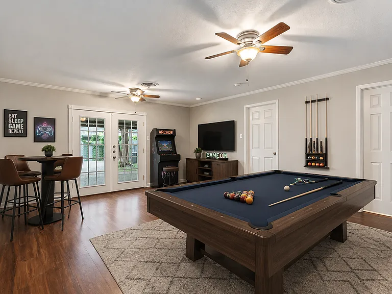 Virtually Staged Flex-Room as a Game Room