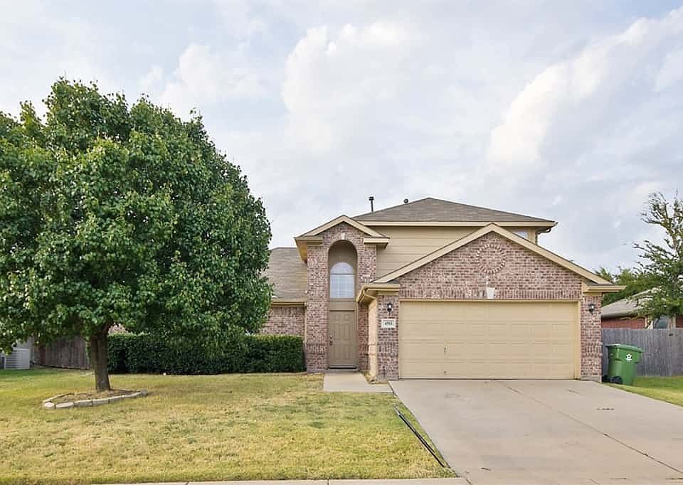 1st image of 4511 Fox Meadows Ln