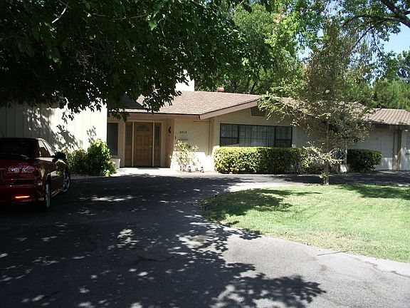 4th image of 2812 Brown Cir