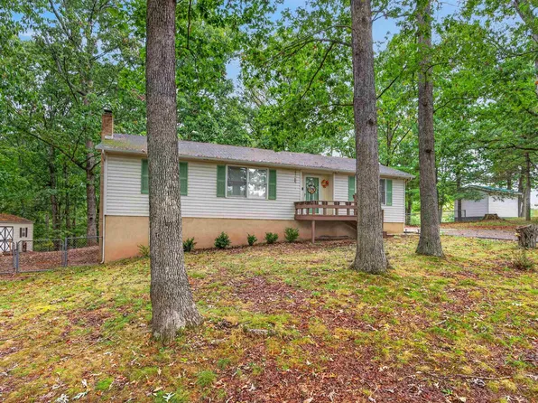 502 Mabry Ln, Blacksburg, VA 24060
