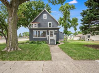 203 N Galbraith St, Blue Earth, MN 56013