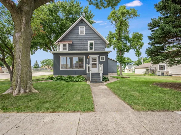 203 N Galbraith St, Blue Earth, MN 56013