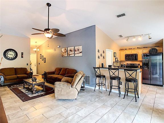 4th image of 1434 Silver Cove Dr