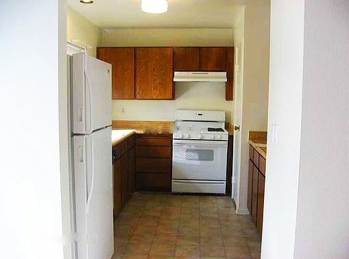 2nd image of 4057 Woodgreen Dr