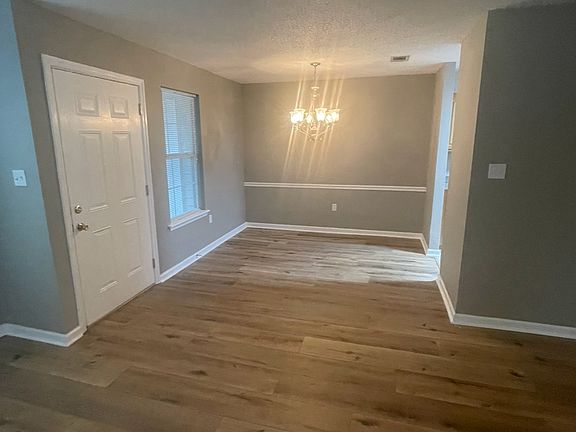 2nd image of 2092 S Sherwood Dr Building 127