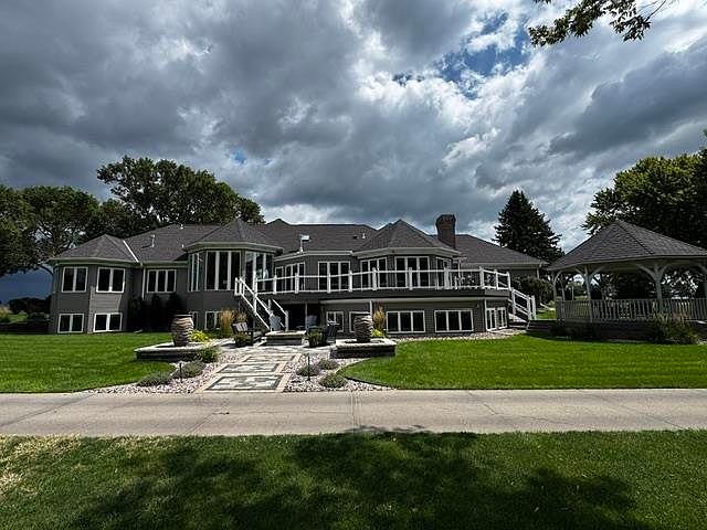 5003 Osborne Dr W — Lochland Country Club