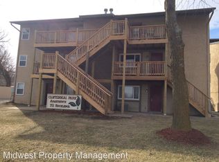 711 Rockledge Rd #8270605, Lawrence, KS 66049