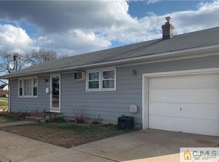 9 Cecelia St, Sayreville, NJ 08872