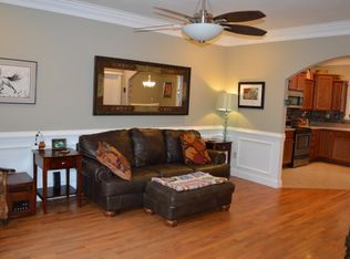 709 Lazywood Dr, Johnson City, TN 37601