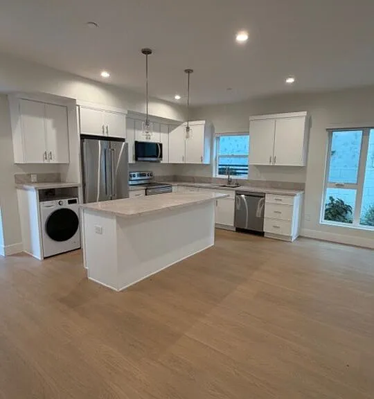 5191 Lindley Ave — Photo 6