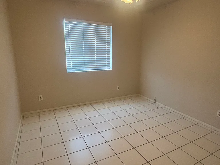 16618 E Ashbrook Dr #B — Photo 23