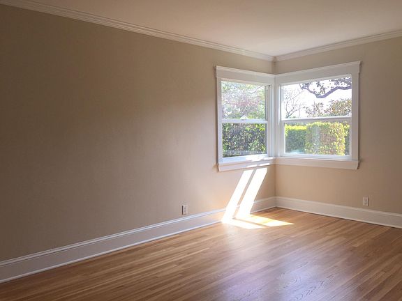 5th image of 3823 Sawtelle Blvd
