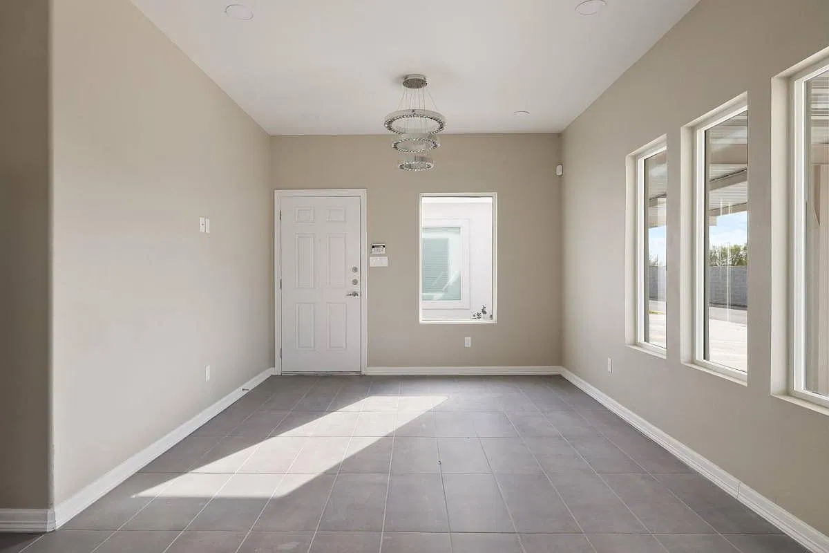 11019 N 36th Lane #2 in McAllen, TX 78504 — Photo 3
