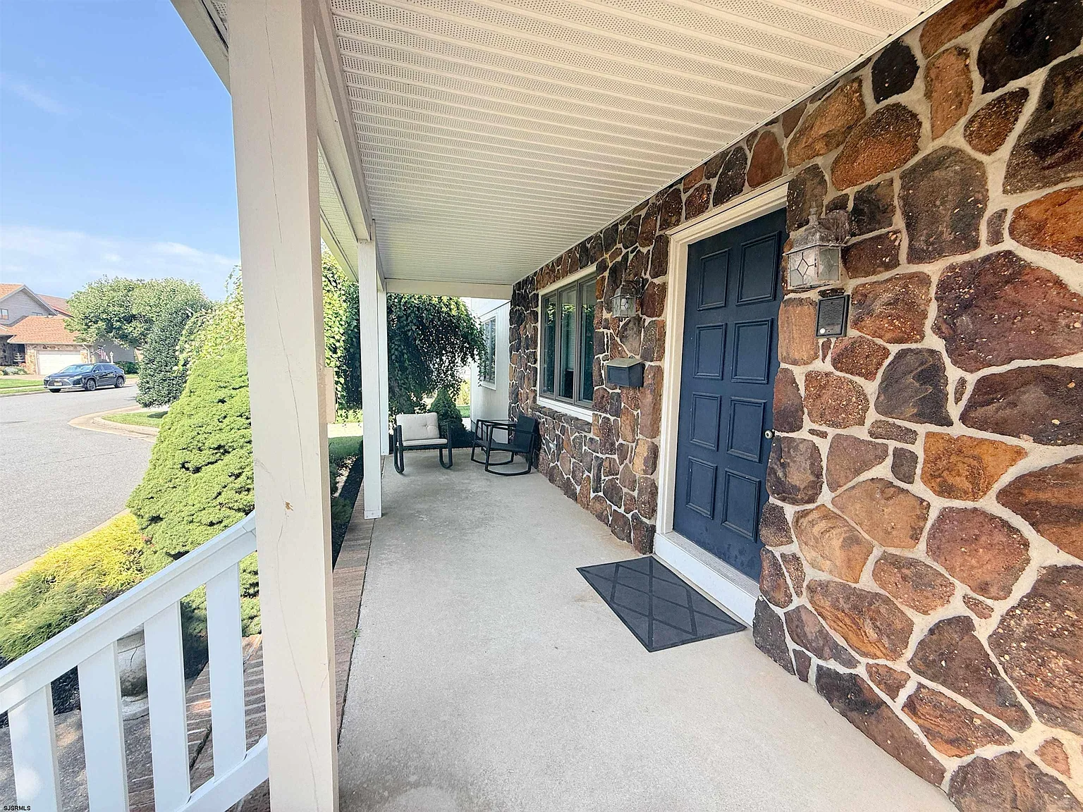 2 bed, 2.0 bath, $2,800 — Photo 3