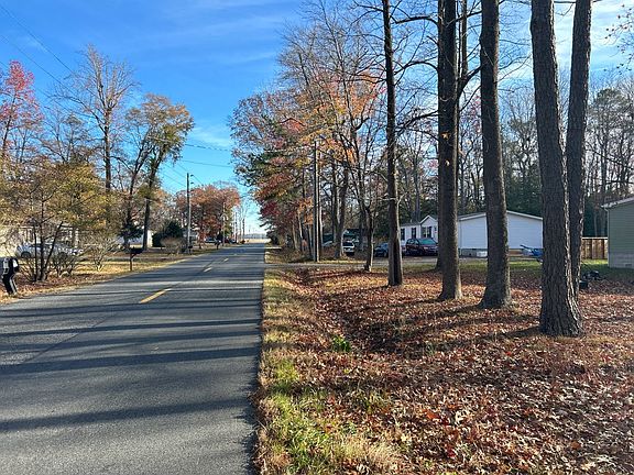 5th image of 19408 Hummingbird Rd