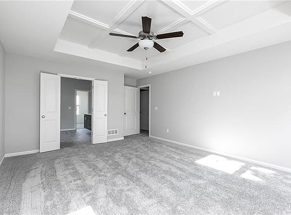 5th image of 4701 NE 95th Ter