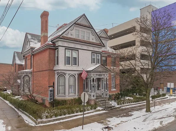 401 Peach St, Erie, PA 16507