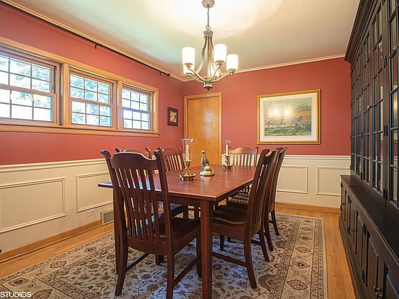3rd image of 8150 N Odell Ave