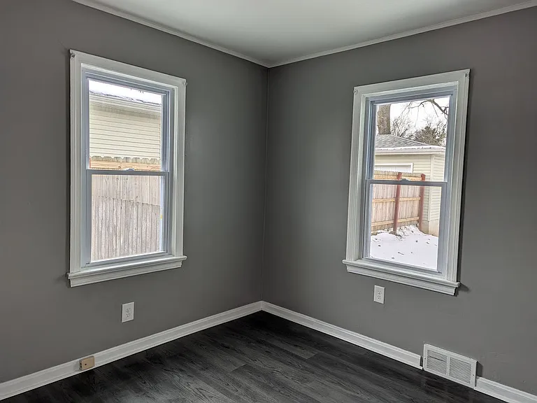 1266 Magnolia Ave — Photo 8