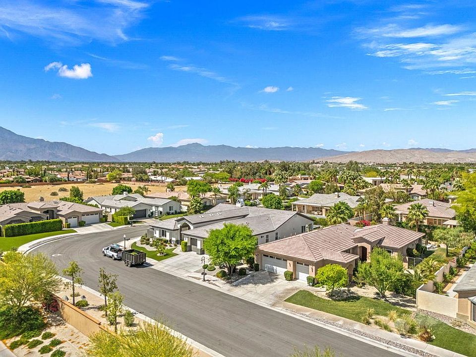 1st image of 32 Calais Cir