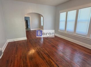 1053 Huey St, South Bend, IN 46628