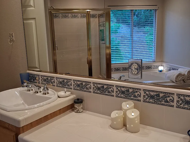 1457 Nighthawk Pl — Photo 2