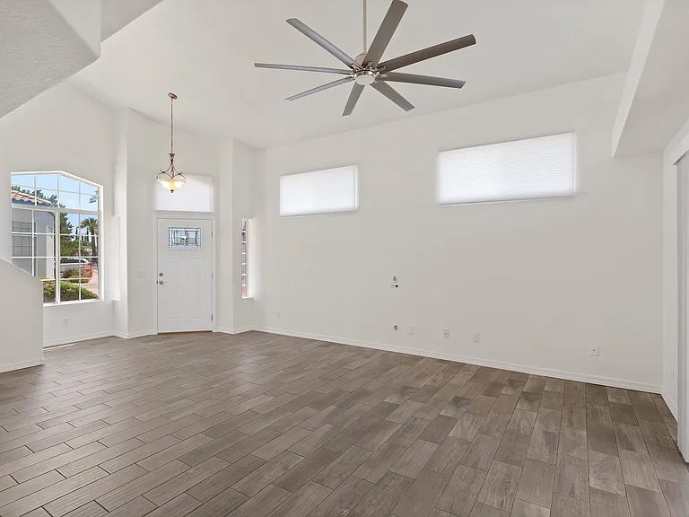 4295 Desert Springs Trl — Photo 24