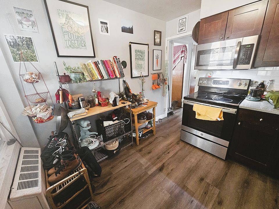 Eat-in area