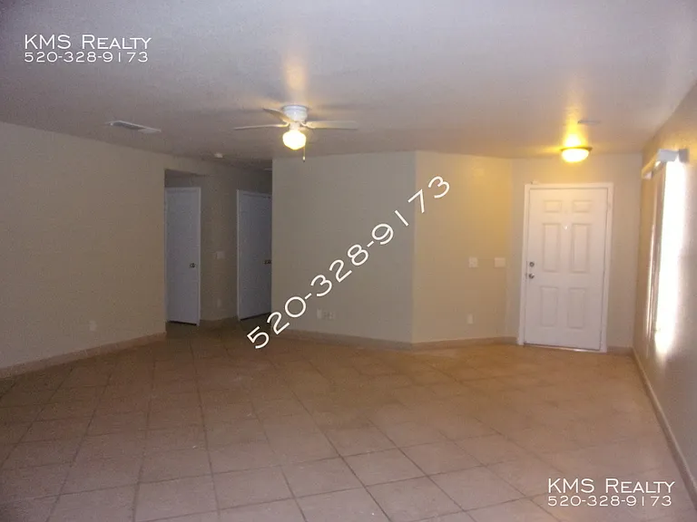 1900 W Nava Dr — Photo 5