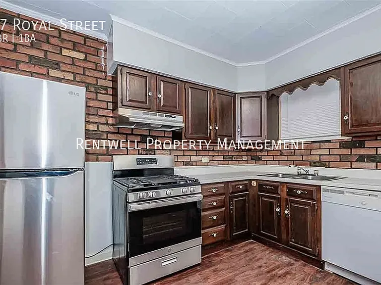 97 Royal St — Photo 11