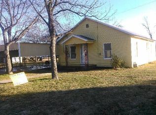 213 14th St, Coleman, TX 76834