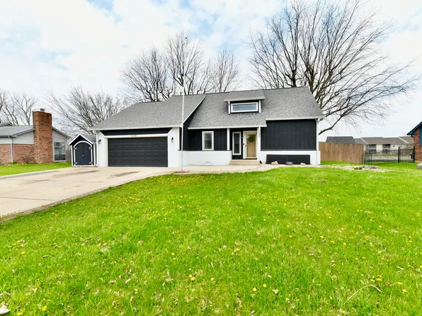 1132 Madrid Rd, Greenwood, IN 46143