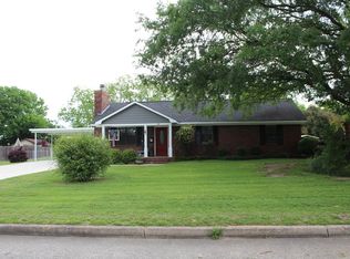 138 Woodstone Cir, Albany, GA 31701