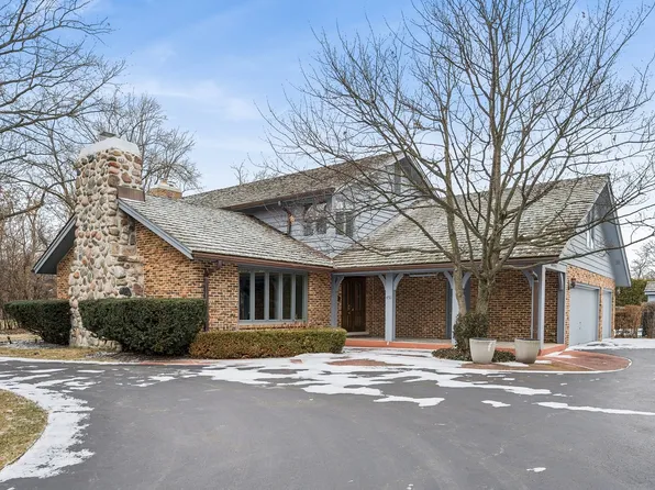 451 Chapel Hill Ln, Winnetka, IL 60093
