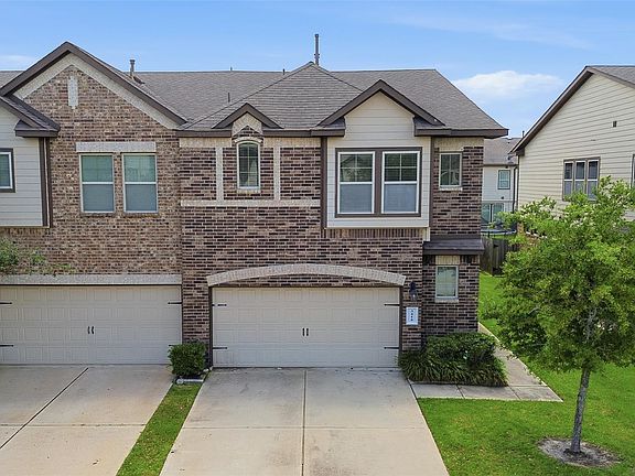 3rd image of 3418 Harvest Meadow Ln