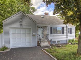 179 Lynnfield St, Peabody, MA 01960