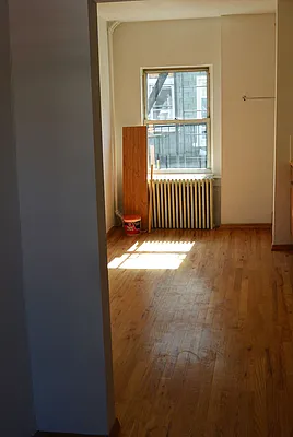 Rented by Kirrane William | media 11