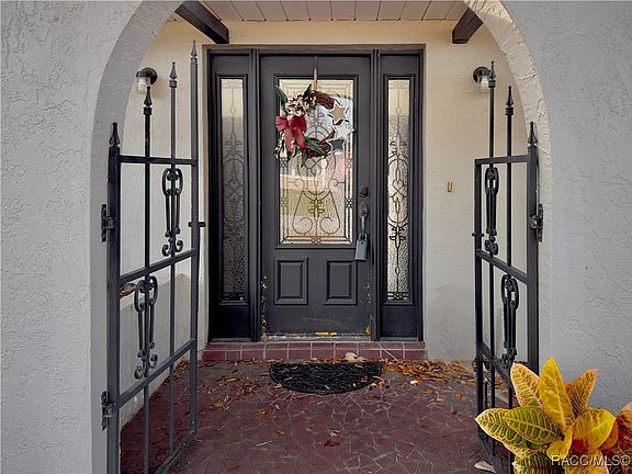 3rd image of 4110 S Jefferson Point