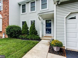 89 Wynmere Dr, Horsham, PA 19044